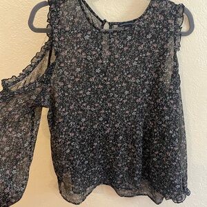 American Eagle Outfitters Black Floral Blouse